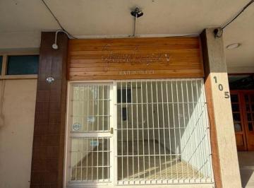 Local comercial de 2 ambientes, Bahía Blanca · Local en Alquiler, Centro