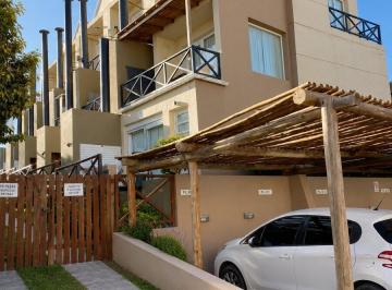Departamento · 84m² · 3 Ambientes · 1 Cochera · Duplex Frente Al Mar