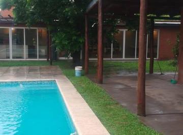 Casa de 3 ambientes, Colonia Benítez · Hermosa Casa en Colonia Benitez, Cerca de Todo