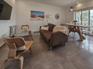 Departamento · 120m² · 4 Ambientes · 1 Cochera · Yatasto 576 3