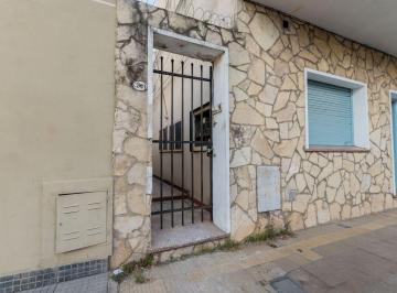 Casa · 75m² · 3 Ambientes · Alquiler de Casa Interna