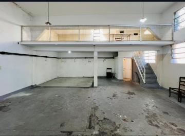 Depósito · 257m² · 6 Ambientes · 8 Cocheras · Interesante Propiedad por Su Funcionalidad de Vivienda y Depósito en V. Adelina, San Isidro.