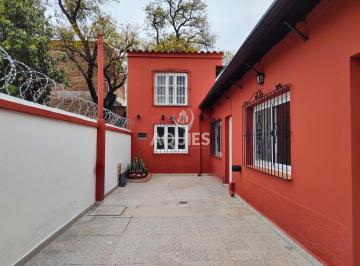 PH · 70m² · 5 Ambientes · PH en Venta, 2 Habitaciones, Salta Centro
