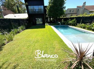 Casa · 184m² · 4 Ambientes · 2 Cocheras · Casa en Venta en Altos del Barranco, Pilar, G. B. a. Zona Norte