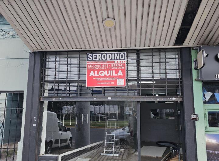 Local comercial · 28m²