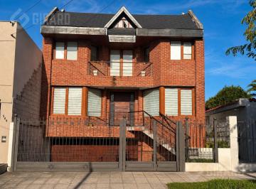 Casa · 260m² · 4 Ambientes · Venta de Casa 4 Ambientes en Barrio San Jeronimo, Mar del Plata