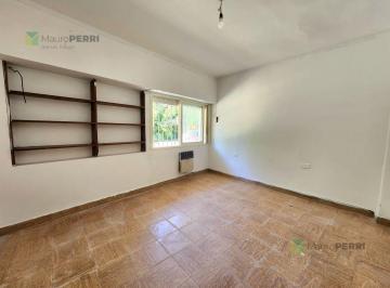 PH · 68m² · 2 Ambientes · 1 Cochera · PH en La Plata