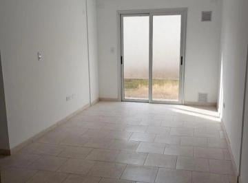 Foto · Se Alquila Luminoso y Amplio Dpto un Dorm 2 Patios B° A. Alberdi!