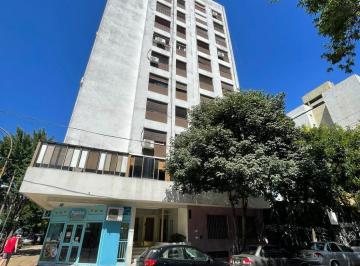 Departamento · 33m² · 2 Ambientes · Departamento en 11 y 60