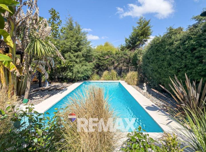 Casa · 144m² · 5 Ambientes · 2 Cocheras