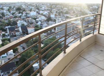 Departamento · 80m² · 3 Ambientes · Departamento de 3 Ambientes en Venta en Ramos Mejia