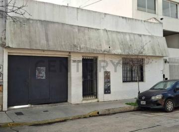 Casa · 135m² · 6 Ambientes · 1 Cochera · Venta Casa con Terraza y Departamento con Garage