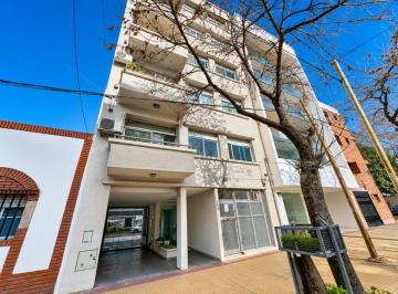 Local comercial , La Plata · Local en Venta en 56 Entre 24 y 25