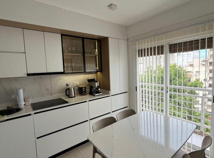 Departamento · 102m² · 5 Ambientes · 1 Cochera