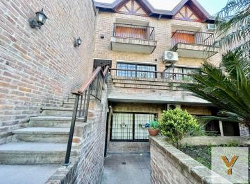 PH · 131m² · 5 Ambientes · PH en Venta - 4 Dorm. 2 Baños - 200.62 m - Boedo