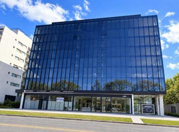 Oficina comercial · 144m² · 1 Ambiente · 2 Cocheras · Oficinas 144 m² con Cochera Sobre Libertador Entre La Quinta Presid y Puerto de Olivos