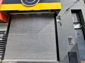 Local comercial · 75m² · Alquiler Local Comercial Área Centro Sur Bajo