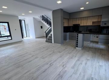 PH · 184m² · 4 Ambientes · Duplex de Categoría a Estrenar 3 Dor C/patio - Colinas de Manantiales