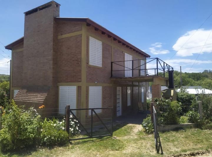 Casa · 167m² · 6 Ambientes · 2 Cocheras