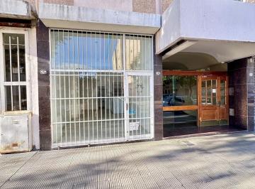 Local comercial · 30m² · 2 Ambientes · Local en Alquiler en Bahía Blanca