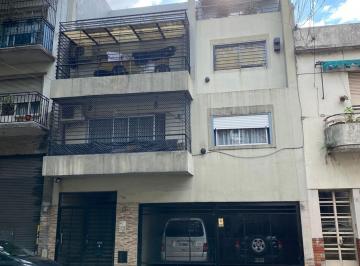 Departamento · 48m² · 2 Ambientes · Dpto Tipo Duplex en Almagro con Terraza Propia