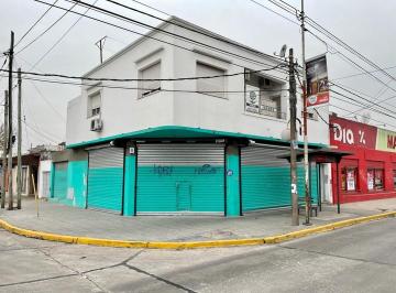 Local comercial · 13840m² · 1 Ambiente · Amplio Local en Esquina