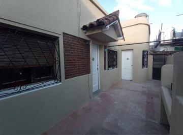 PH de 2 ambientes, Morón · PH en Venta. Apto Credito!
