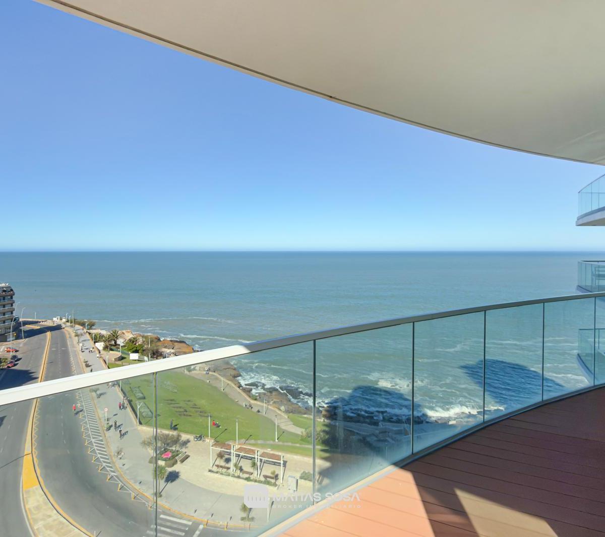 Departamento 3 ambientes en primera linea al mar en el prestigioso Edificio Maral Explanada