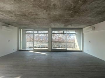 Oficina comercial · 80m² · 3 Ambientes · 1 Cochera · Oficina Comercial en Alquiler con Vista Al Rio. 80 m² con Cochera. Distrito Quartier, Retiro.