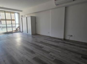 Departamento de 1 ambiente, Núñez · Excelente Monoambiente Super Amplio, Divisible! con Balcón