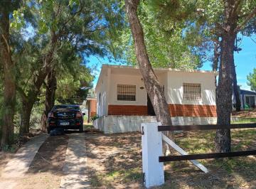 Casa de 3 ambientes, Nueva Atlantis · Lote Casa y Dos Departamentos a Tres Cuadras de La Playa