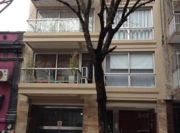 Departamento de 2 ambientes, Palermo · Impecable Dos Ambientes Al Frente con Balcon