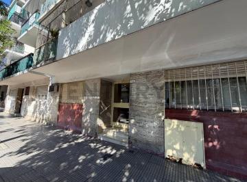 Departamento · 36m² · 2 Ambientes · Venta Departamento de 2 Ambientes en Caballito - Super Luminoso - Cocina Independiente - Lavadero