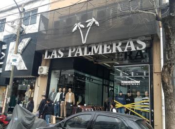 Oficina comercial · 20m² · 1 Ambiente · Depósito / Fábrica en Alquiler – Galería Las Palmeras – Zona Textil de Flores