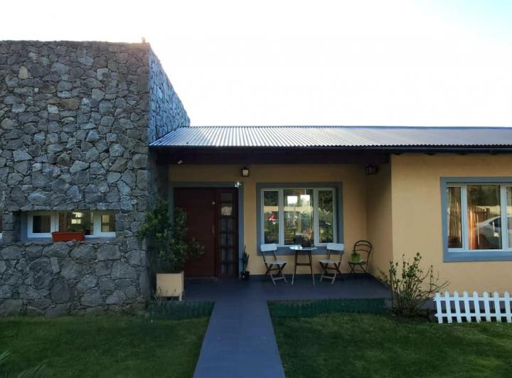 Casa · 178m² · 5 Ambientes · 1 Cochera