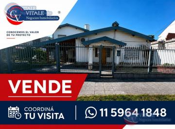 Casa · 271m² · 5 Ambientes · 1 Cochera · Casa en La Mejor Esquina de Villa Bosch