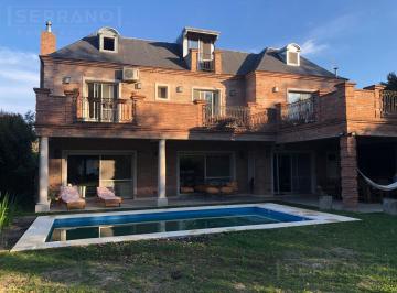Casa · 400m² · 8 Ambientes · Casa en Alquiler Temporal en Santa María de Tigre