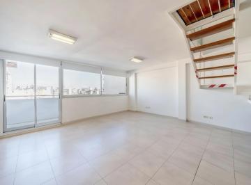 Departamento · 85m² · 3 Ambientes · Amplio Dúplex 3 Ambientes con Balcón Al Frente en Barracas