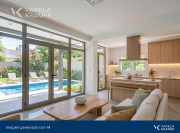 Casa · 188m² · 6 Ambientes · 1 Cochera · Casa en Venta en San Isidro
