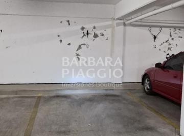 Garage · 12m² · Cochera en Barrio Sur - Uruguay Al 3100