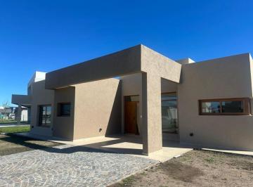 Casa de 4 ambientes, Ezeiza · Hermosa Csa en Venta Canning - Barrio San Felipe
