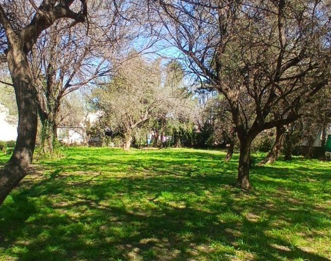 Terreno · 888m²