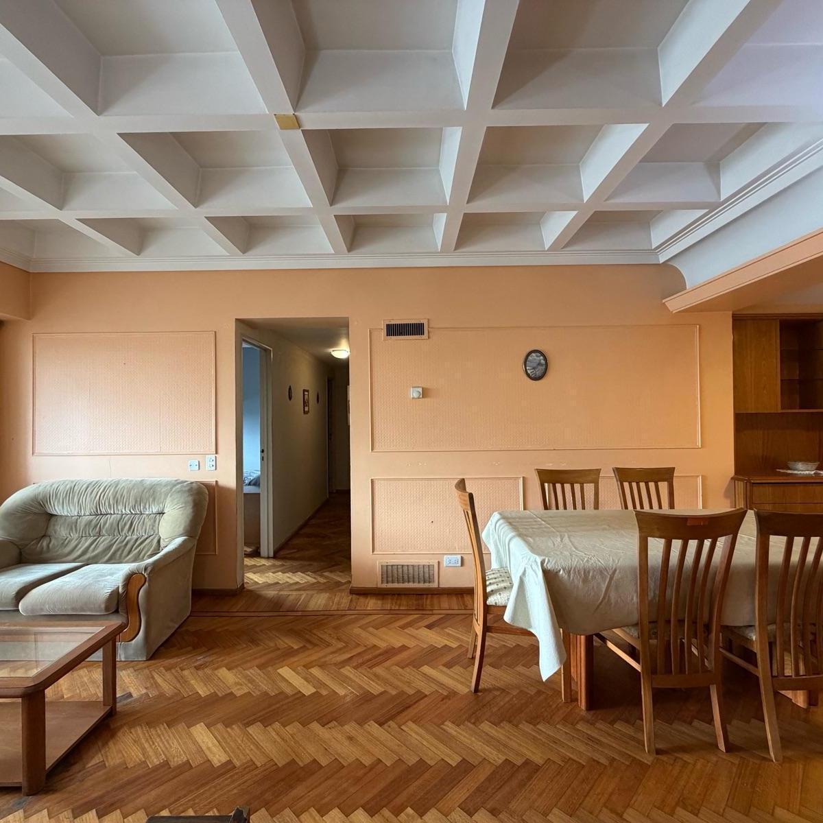 Ofrecemos A la venta hermoso 3 ambientes con vista A plaza san martin