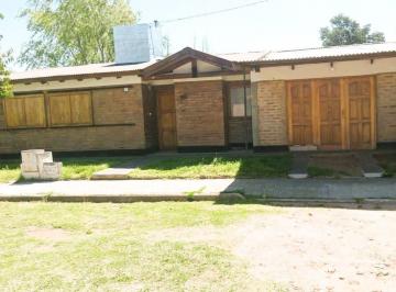 Casa · 150m² · 3 Ambientes · Casa en Calle 309 Bis 144