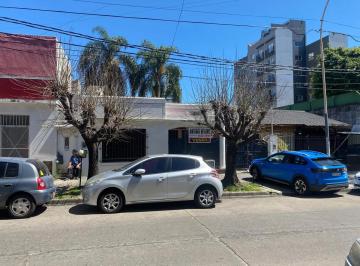 Casa de 3 ambientes, Morón · Importante Casa en Venta en Morón
