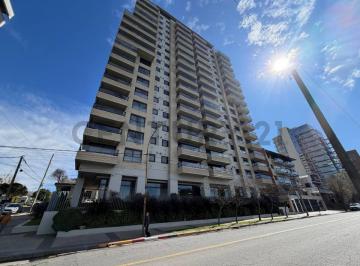 Departamento · 135m² · 4 Ambientes · 1 Cochera · Alquiler Temporario Departamento 4 Ambientes Al Frente con Balcon y Cochera