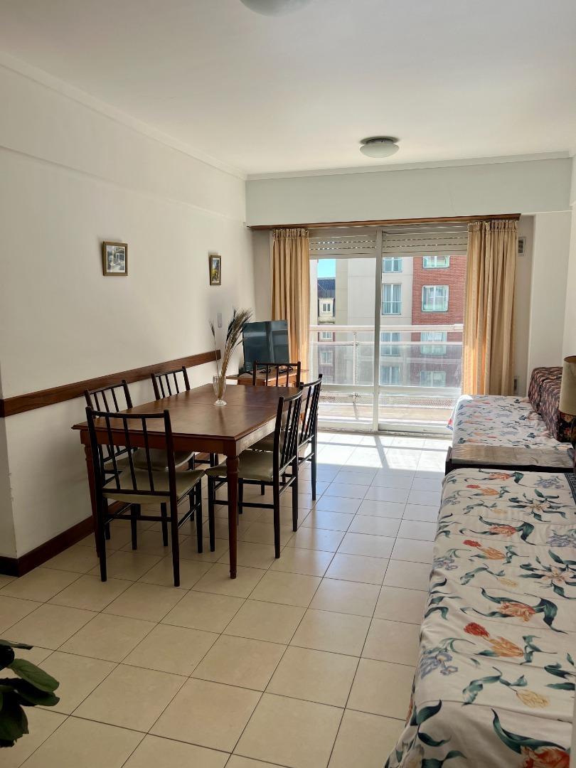 Departamento 2 ambientes A la calle en venta, 42m², 7° piso, Avenida Colón