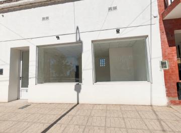 Local comercial · 60m² · 1 Ambiente · Local en Lobos