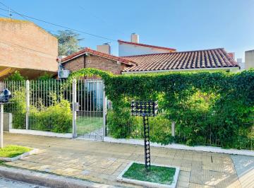 PH · 147m² · 4 Ambientes · Lindísimo PH Tipo Casa en San Fernando.