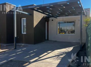 Departamento · 77m² · 4 Ambientes · 1 Cochera · Departamento en Alquiler en Olivos de Russell